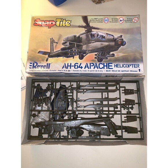 SDG Revell 85-1183 AH-64 Apache Helicopter Chopper 1/72 Model Kit Open Not Built - Picture 4 of 14